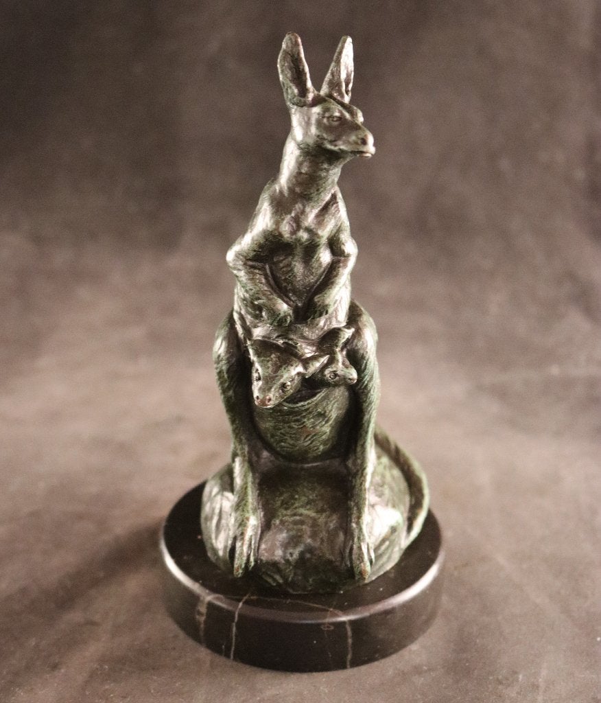 Antiek bronzen kangoeroe sculptuur, Ophalen of Verzenden, Gepatineerd, Art nouveau, Groen