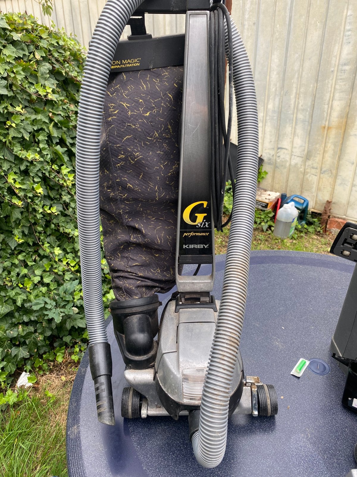KIRBY G six performances, Aspirateur balai, Enlèvement, Utilisé, Convient aux sols durs