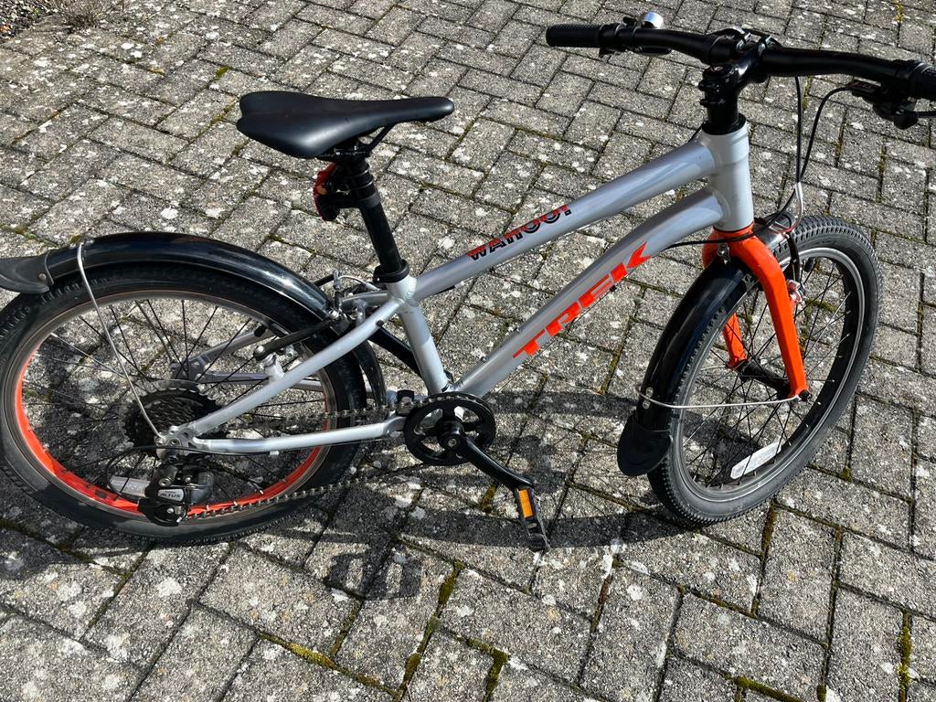 Trek jongens fiets 20 inch, Fietsen en Brommers, Ophalen, Zo goed als nieuw