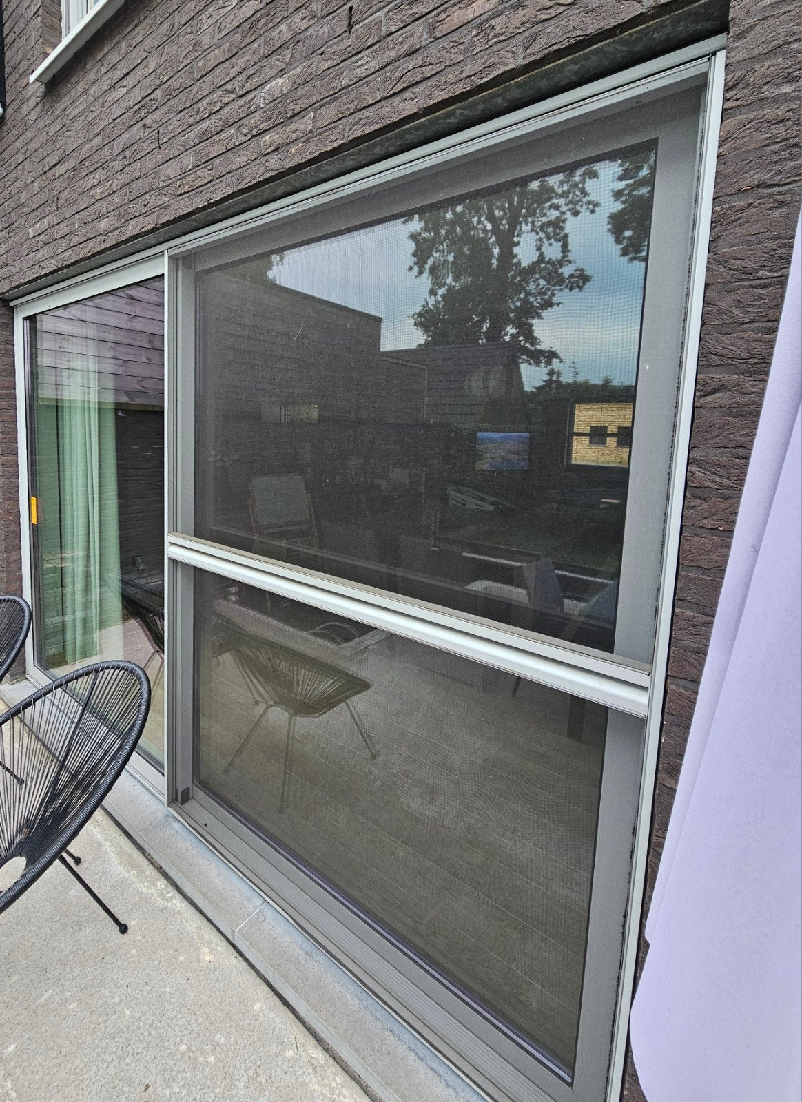 GRATIS Alu schuifraam in prima staat, Doe-het-zelf en Bouw, Raamkozijnen en Schuifdeuren, Ophalen