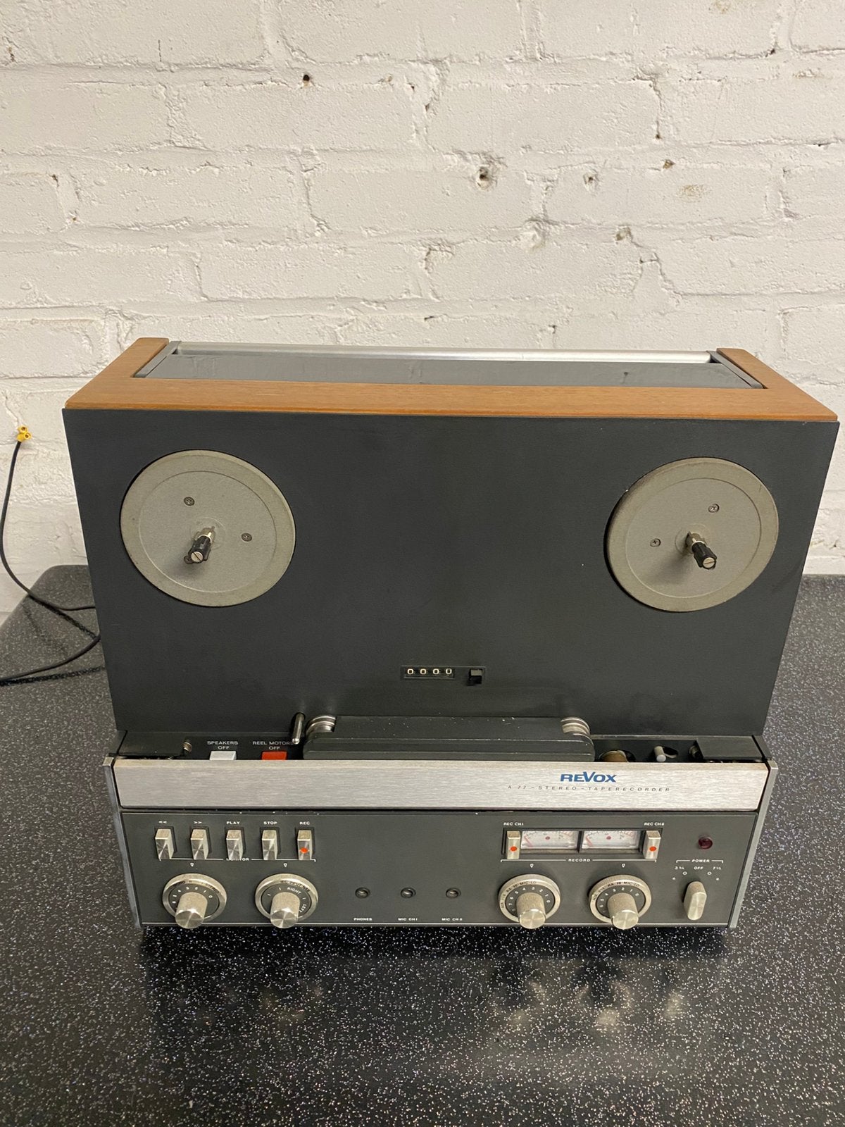 Magnétophone à bandes vintage Revox A77 MK IV N G151668, TV, Hi-fi & Vidéo, Enlèvement, Magnétophone