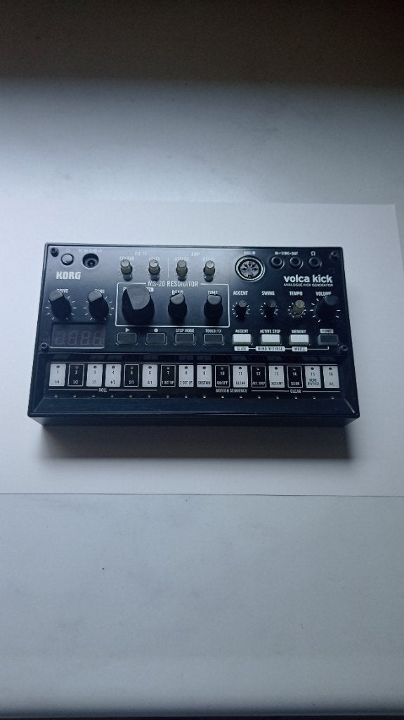 Korg Volca Kick, Muziek en Instrumenten, Drumcomputers, Ophalen of Verzenden, Zo goed als nieuw, Korg