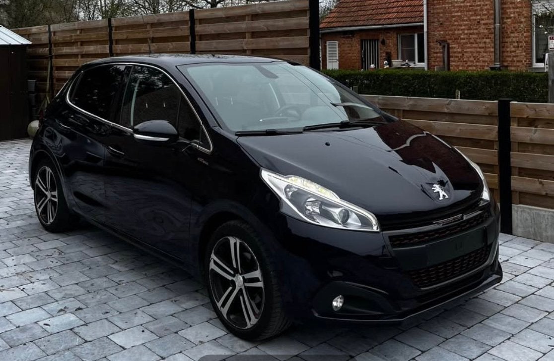 Peugeot 208 GT line, Auto's, Blauw, Leder en Stof, Parkeerassistent, Handgeschakeld