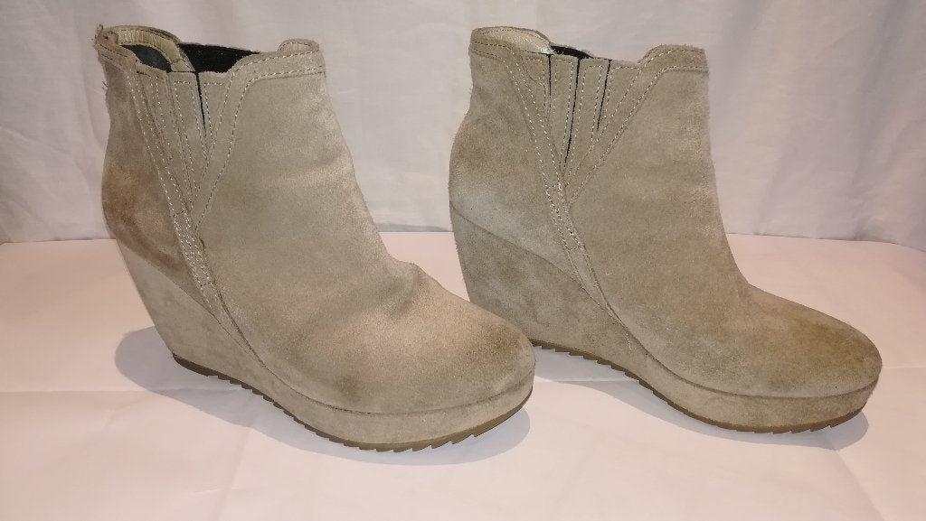 173B* Esprit - jolis boots beige en daim (39), Vêtements | Femmes, Beige, Comme neuf, Esprit, Envoi