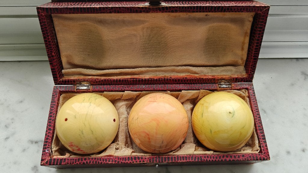 Oude biljartballen, Sport en Fitness, Ophalen, Gebruikt, Keu of Ballen