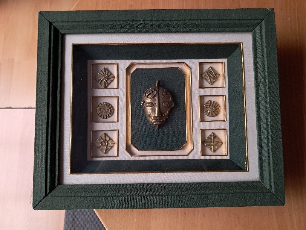 houten kader met etnisch tableau, met oa Afrikaans maskertje, Afrika, Ophalen of Verzenden