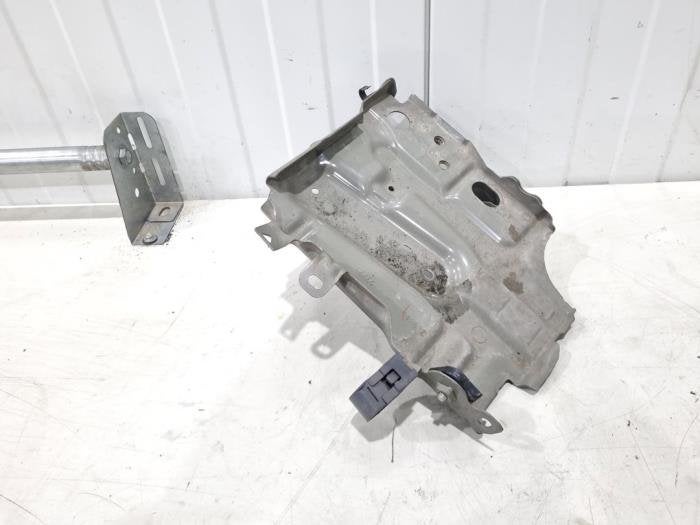 Boîtier de batterie d'un Toyota Aygo, Autos : Pièces & Accessoires, Carrosserie & Tôlerie, Toyota, Utilisé, 3 mois de garantie