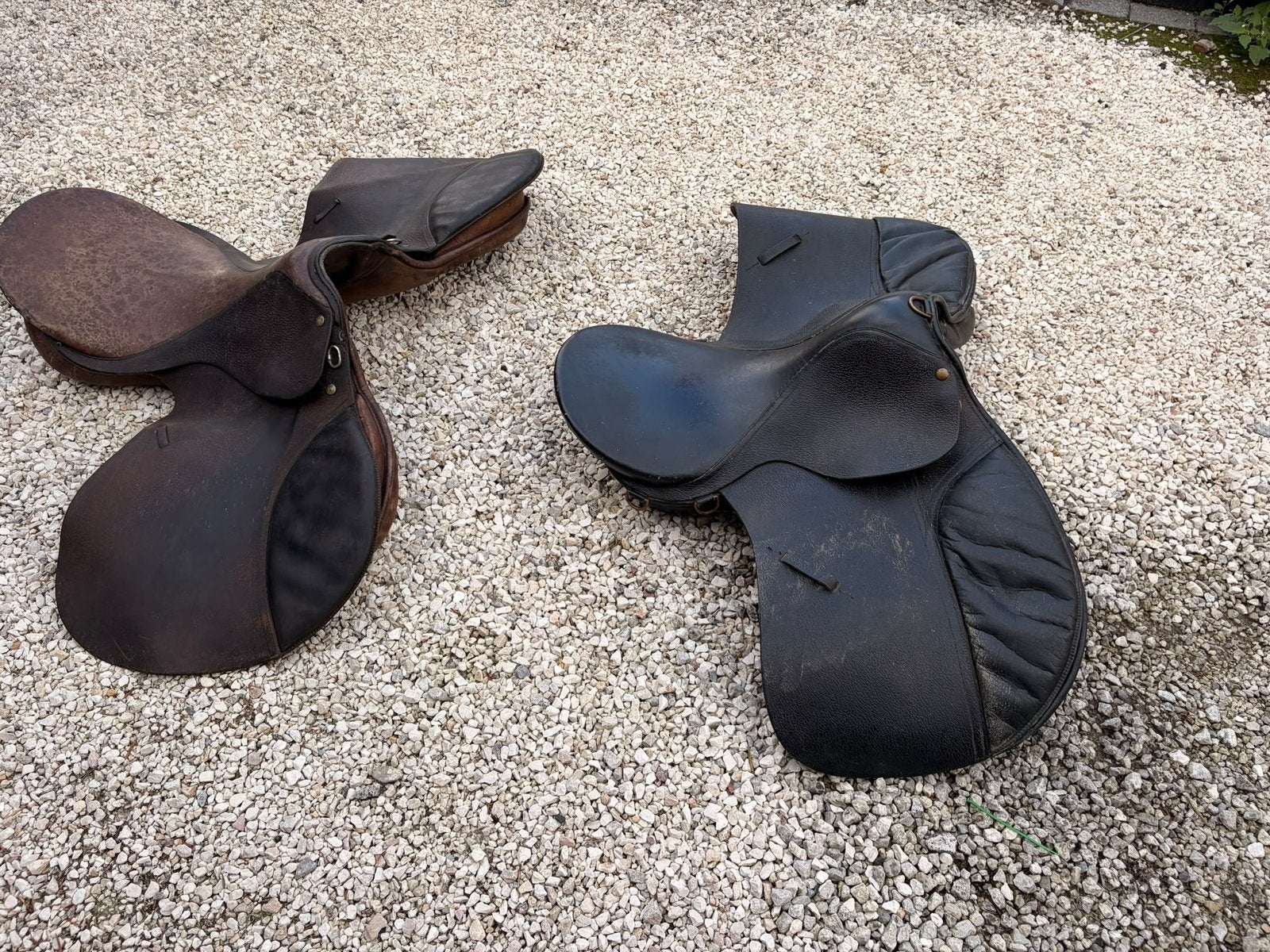 2 zadels van paarden te koop, Dieren en Toebehoren, Ophalen, Gebruikt