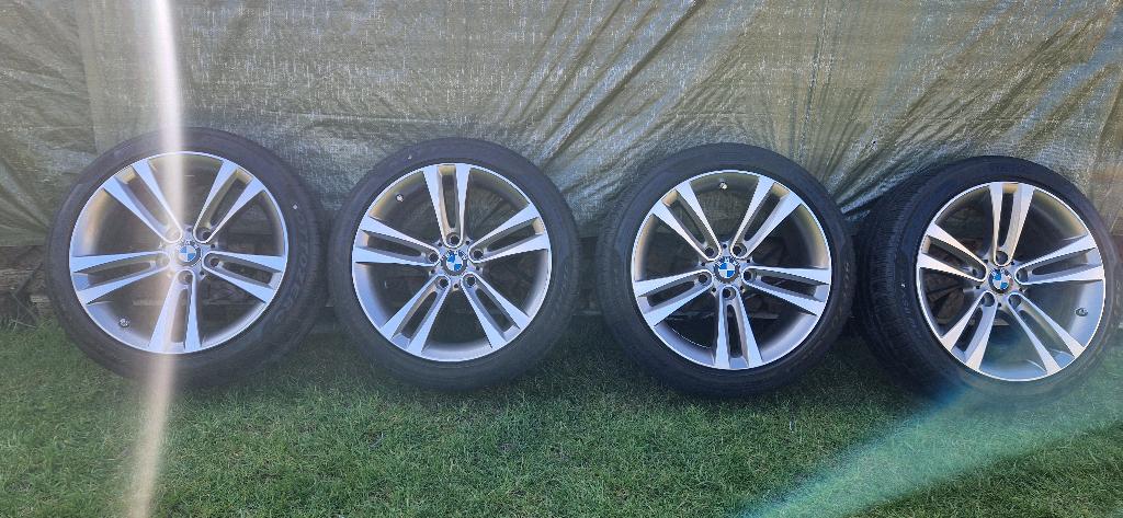 Originele BMW 18” Velgen met Pirelli Winterbanden., Ophalen, 18 inch, Gebruikt, Banden en Velgen