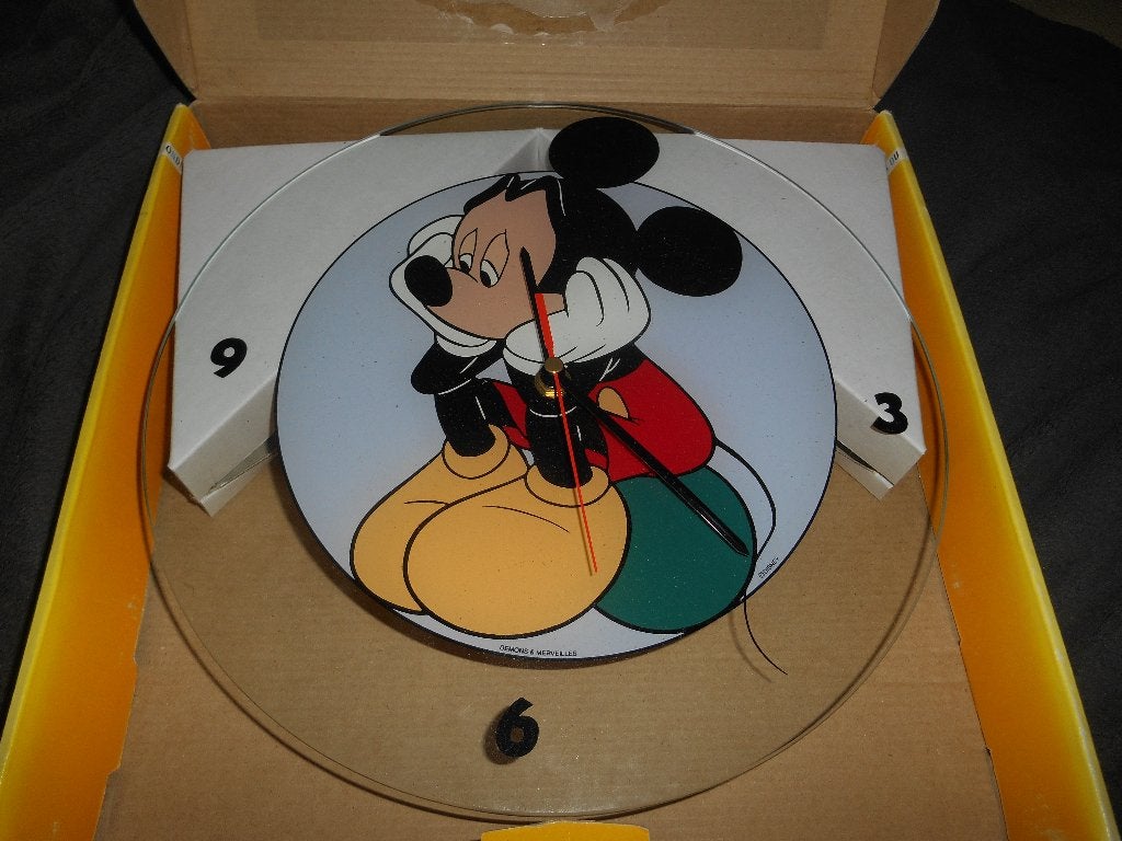 Mickey Horloge murale en verre 29cm ( Démons et Merveilles), Collections, Enlèvement ou Envoi