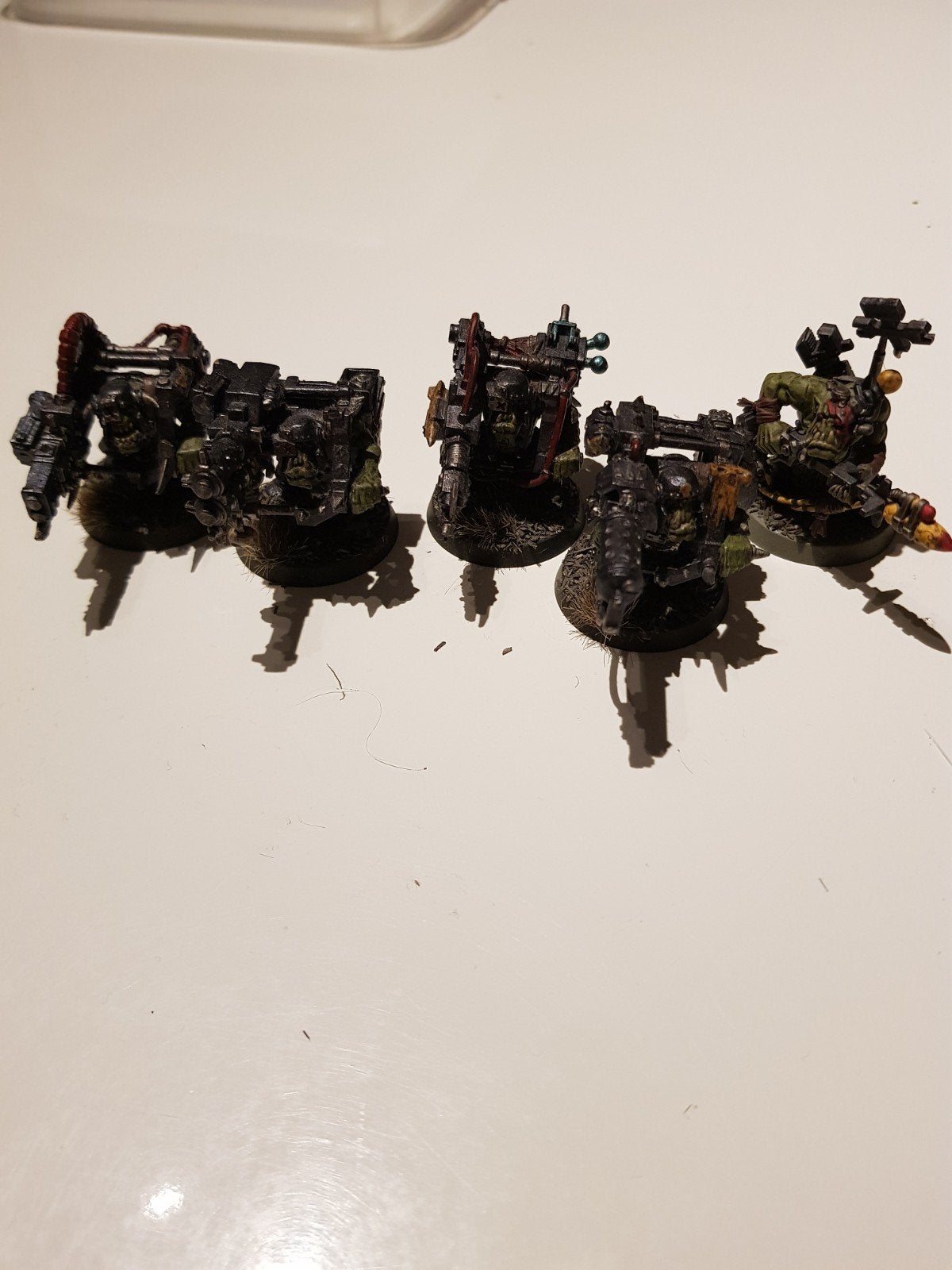 WH40K ORKS : 5 Lootas (1 tendeur et 4 lootas), peints, Hobby & Loisirs créatifs, Wargaming, Comme neuf, Warhammer 40000, Peint