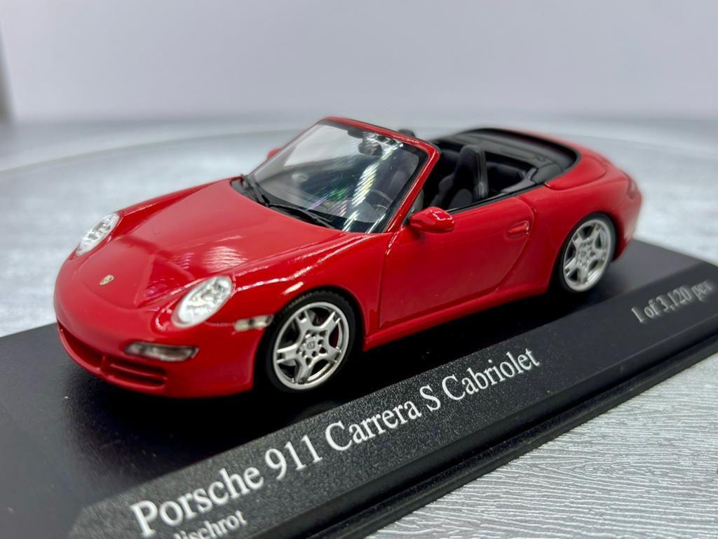 1:43 Porsche 911 carrera S cabriolet, Enlèvement ou Envoi, Comme neuf, MiniChamps