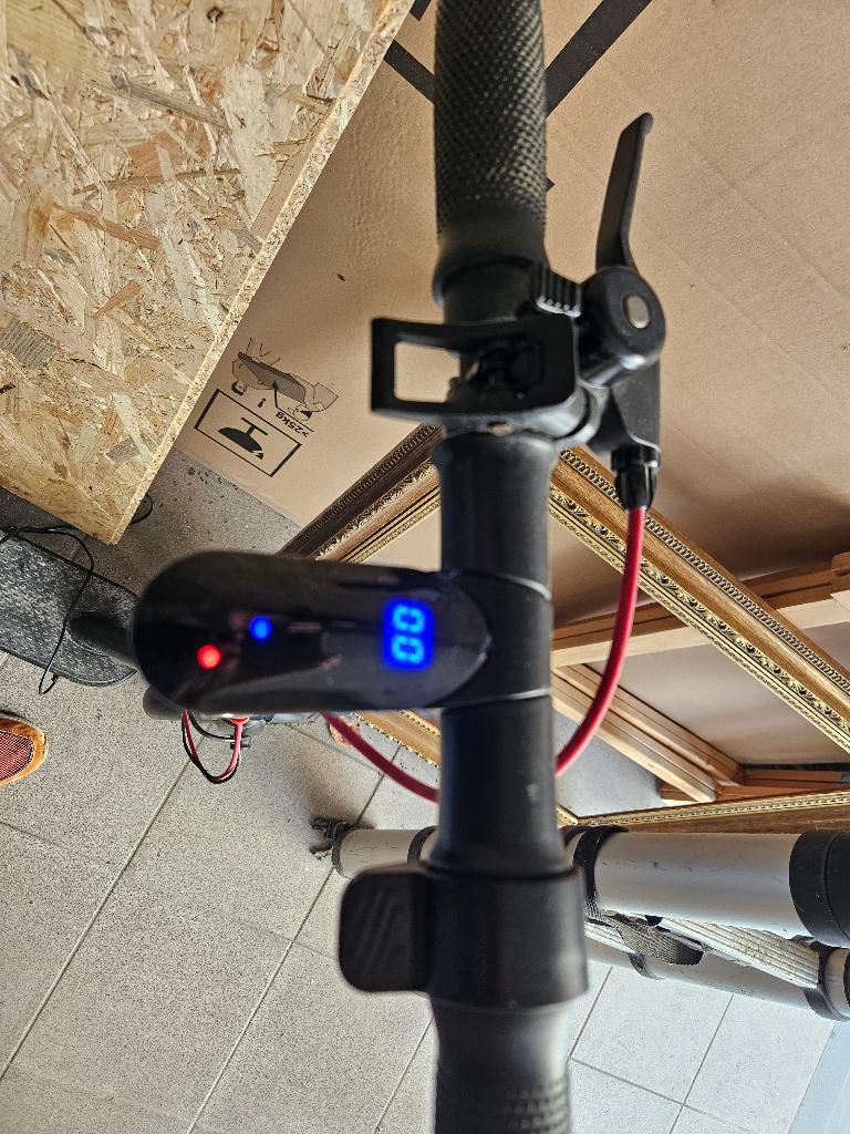 Elektrische step, Fietsen en Brommers, Ophalen, Gebruikt, Elektrische step (E-scooter), X