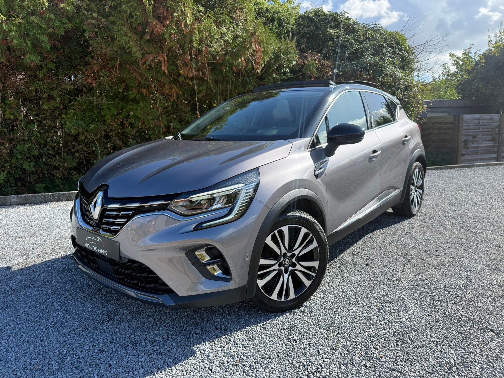 Renault Captur 1.33 TCe MHEV * INITIALE PARIS * FULL OPTIONS, Autos, Cuir, Argent ou Gris, Achat, Entreprise