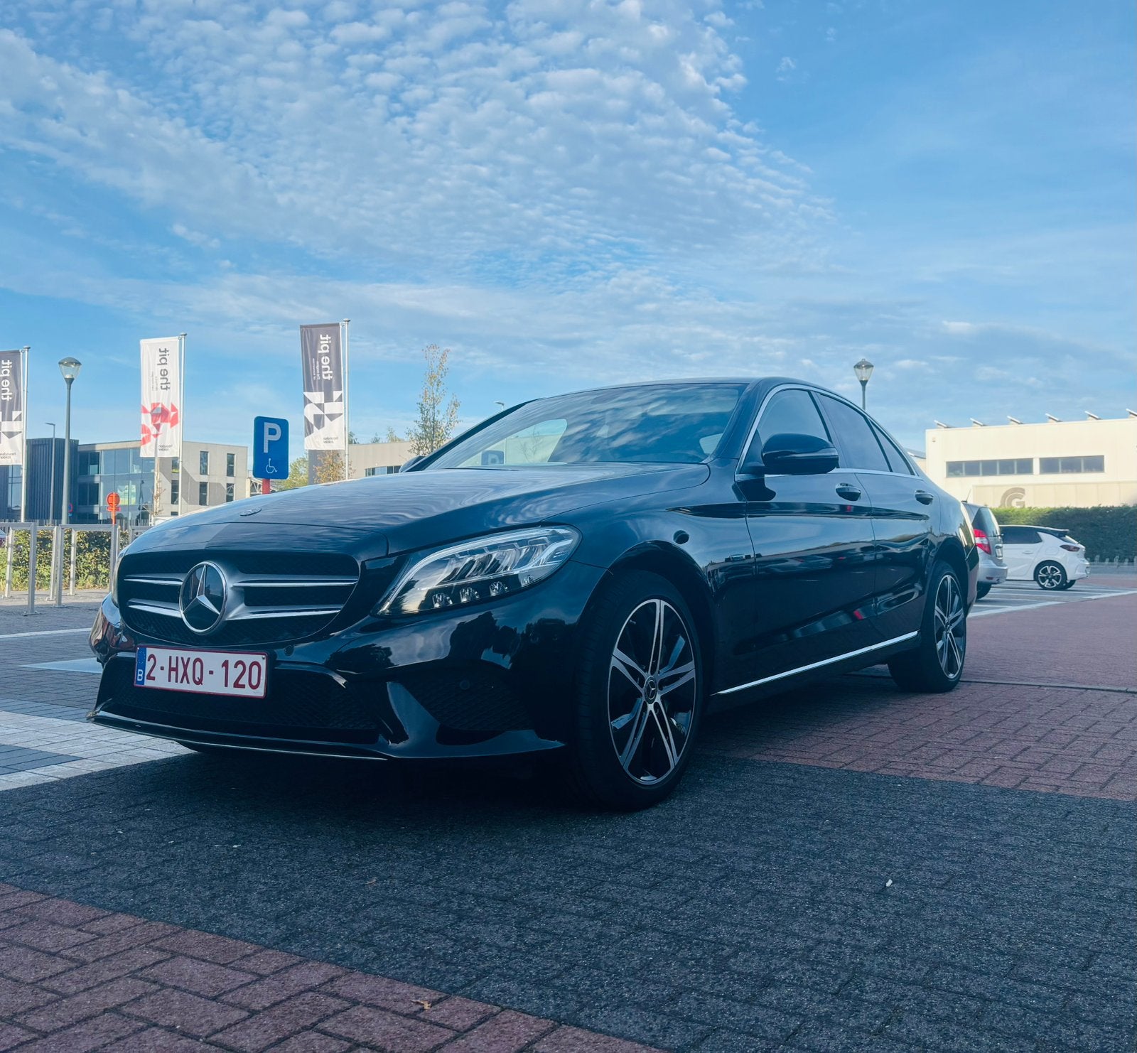 Mercedes C 300, l'option complète *Approuvé *2020, Achat, Euro 6, Entretenue par le concessionnaire, Diesel