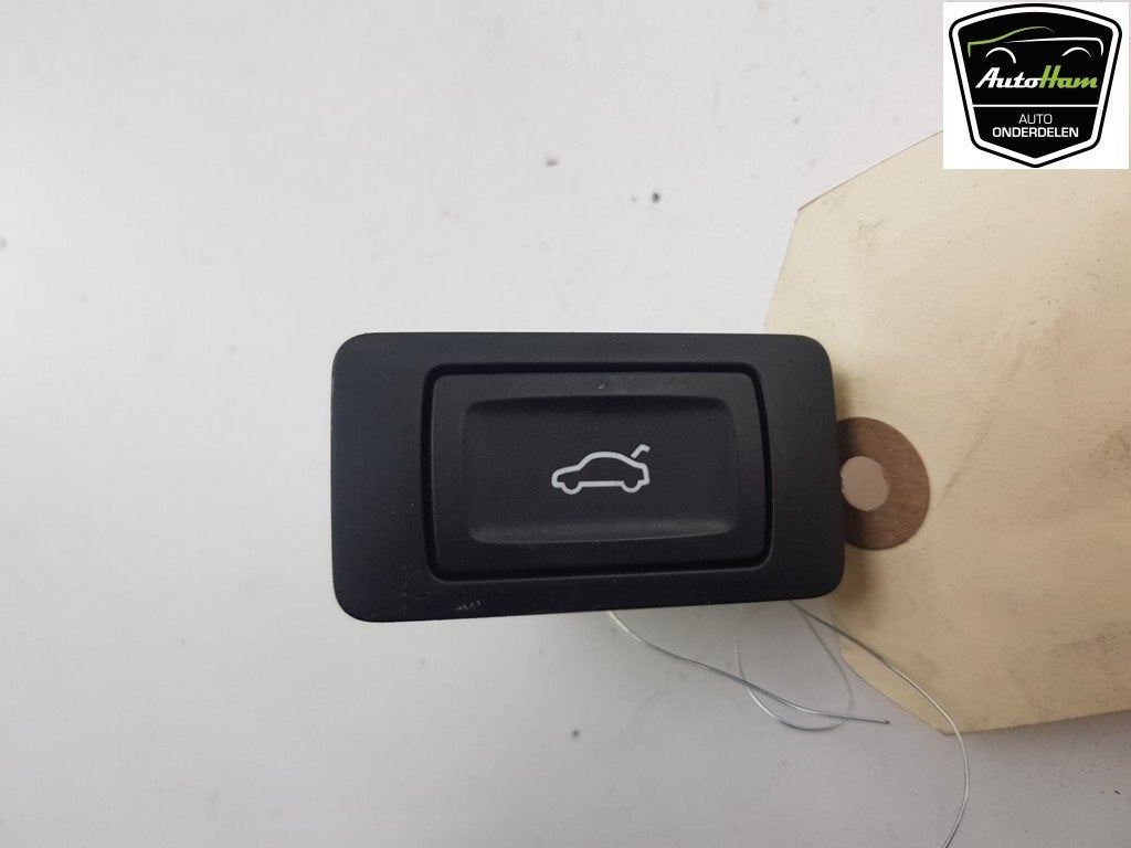 COMMUTATEUR SQ7 (4MB / 4MG) (|4G0959831C|4G0959831C5PR|), Auto-Union-Straße  1,
85057  Ingolstadt, DE, Info@audi.de, Audi, Utilisé