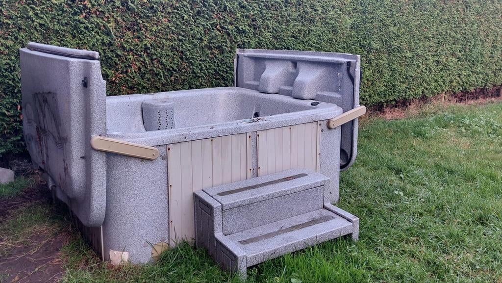 Jacuzzi 4 personen, Tuin en Terras, Ophalen