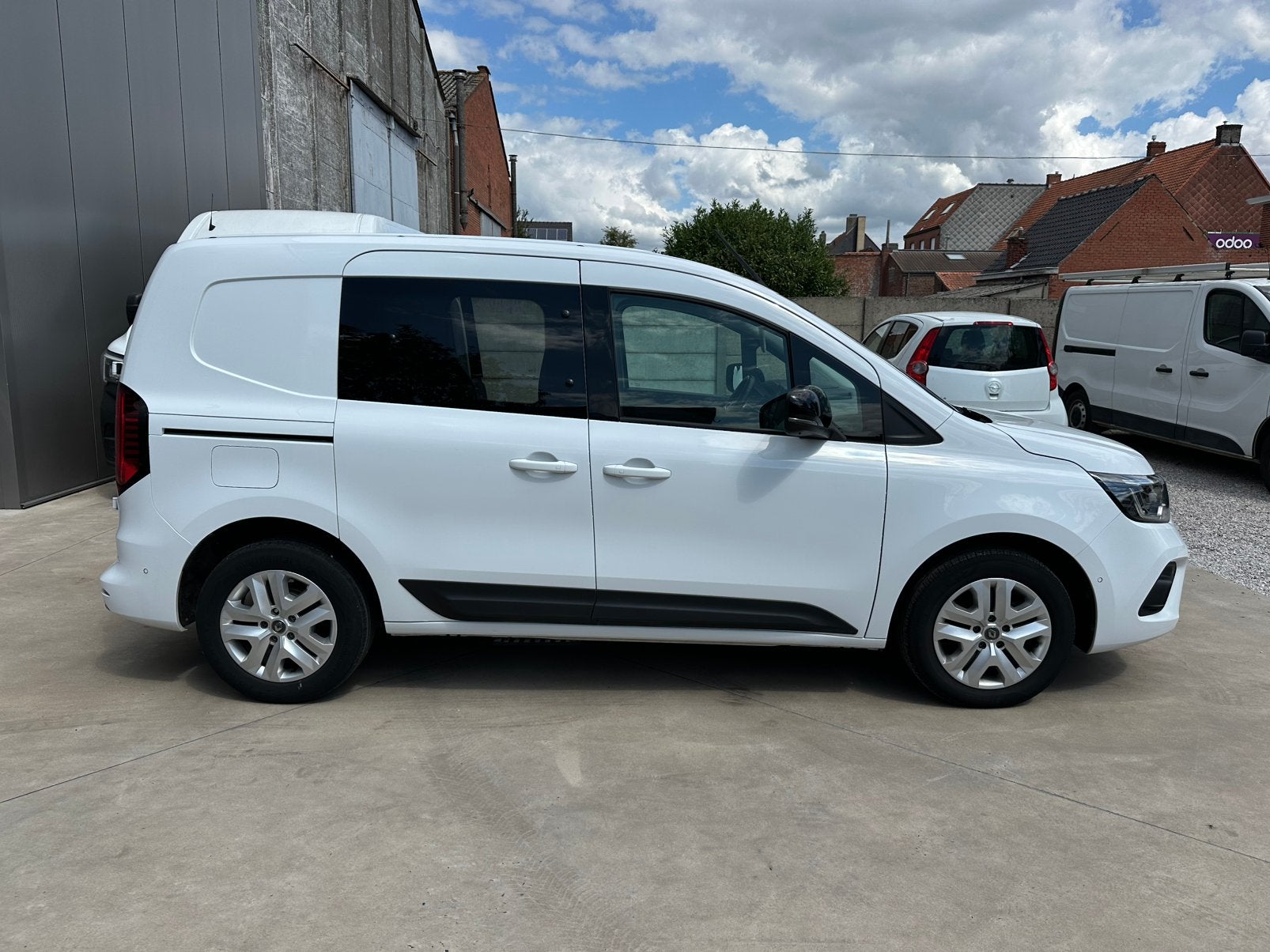 Kangoo/automatique/64 000 km/3 sièges, Autos, Achat, 6 portes, Euro 6, Entreprise