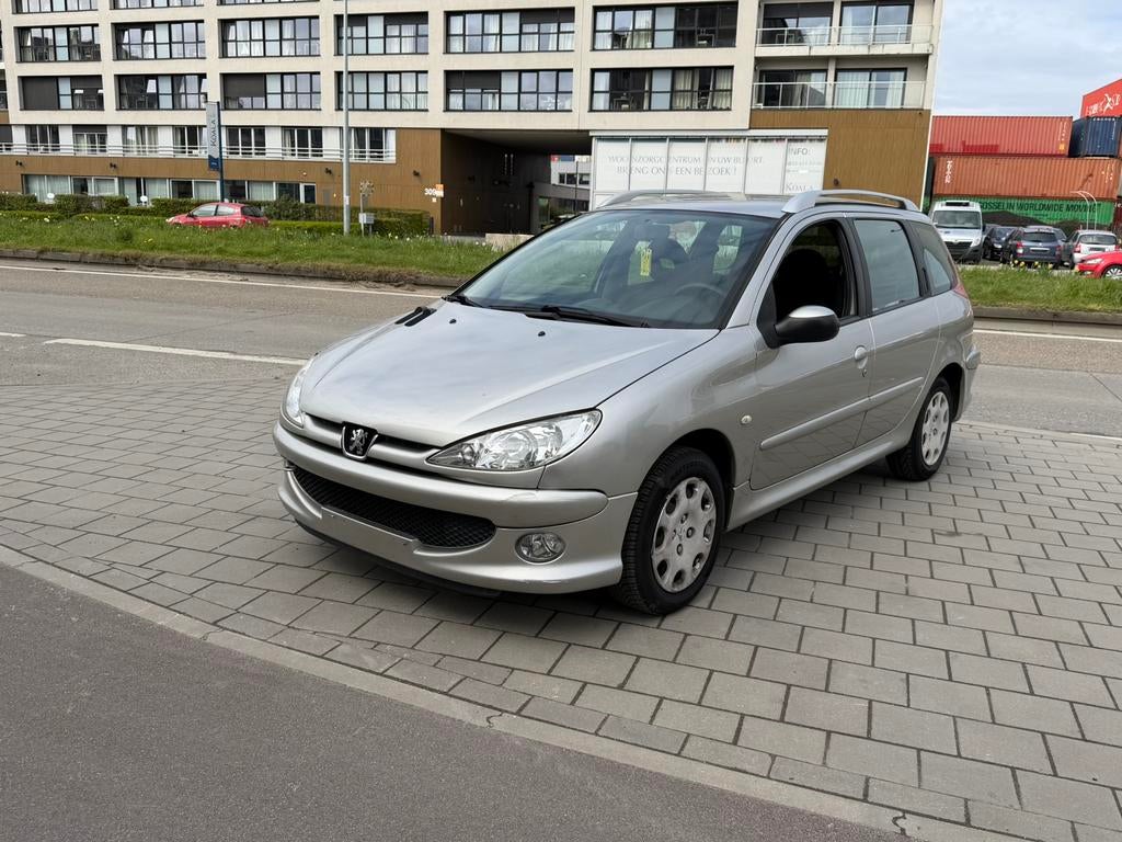 peugeot 206 Sw 1.4 Benzine 79.000kms, Auto's, Particulier, Zilver of Grijs, Break, Handgeschakeld