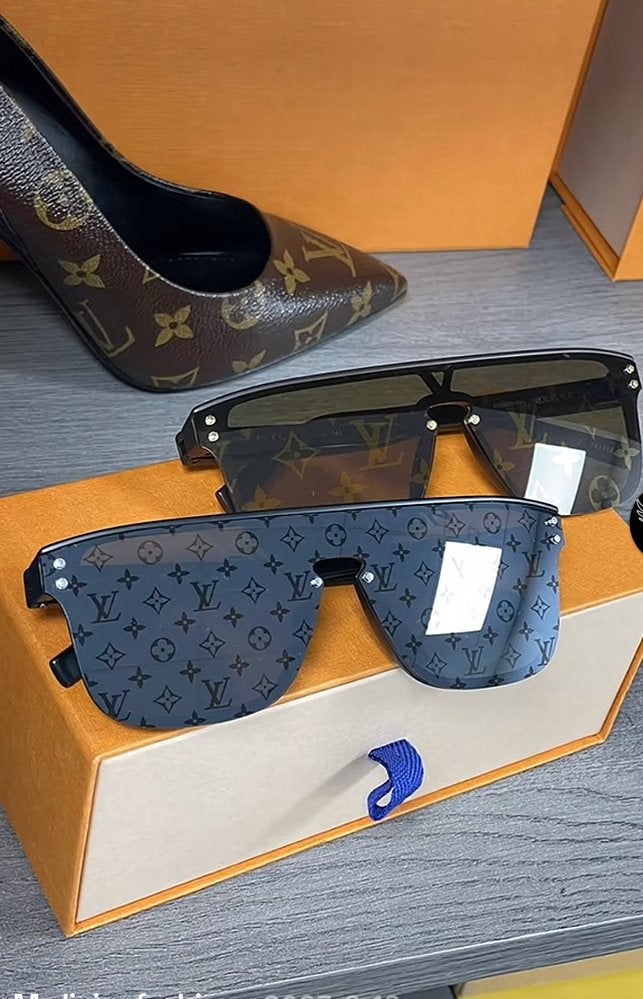 Lunettes de soleil Lv, Envoi, Neuf, Noir, Lunettes de soleil