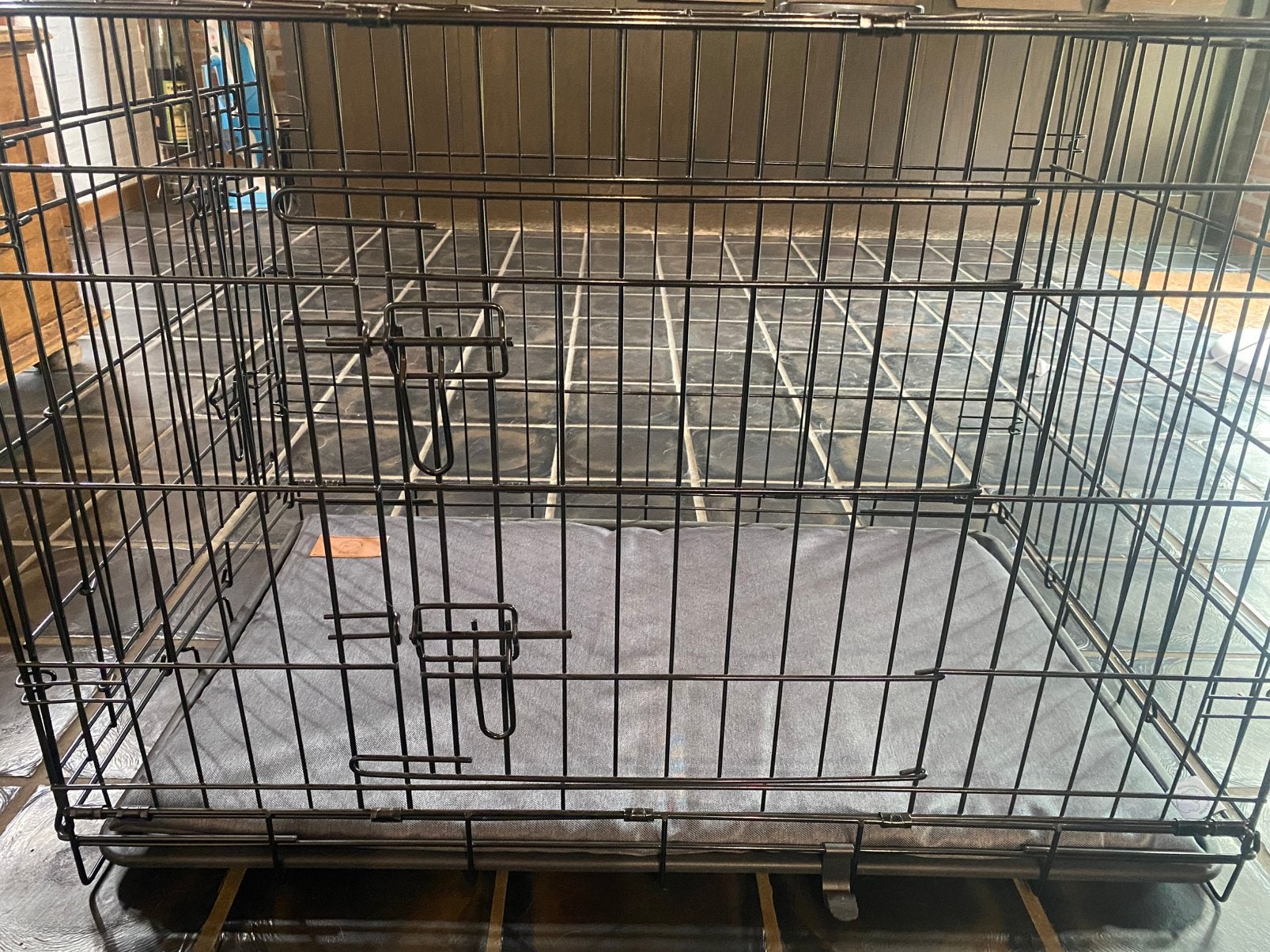 Bensch, Animaux & Accessoires, Maisons pour chiens, Comme neuf, Enlèvement, Chenil chien, 75 à 110 cm