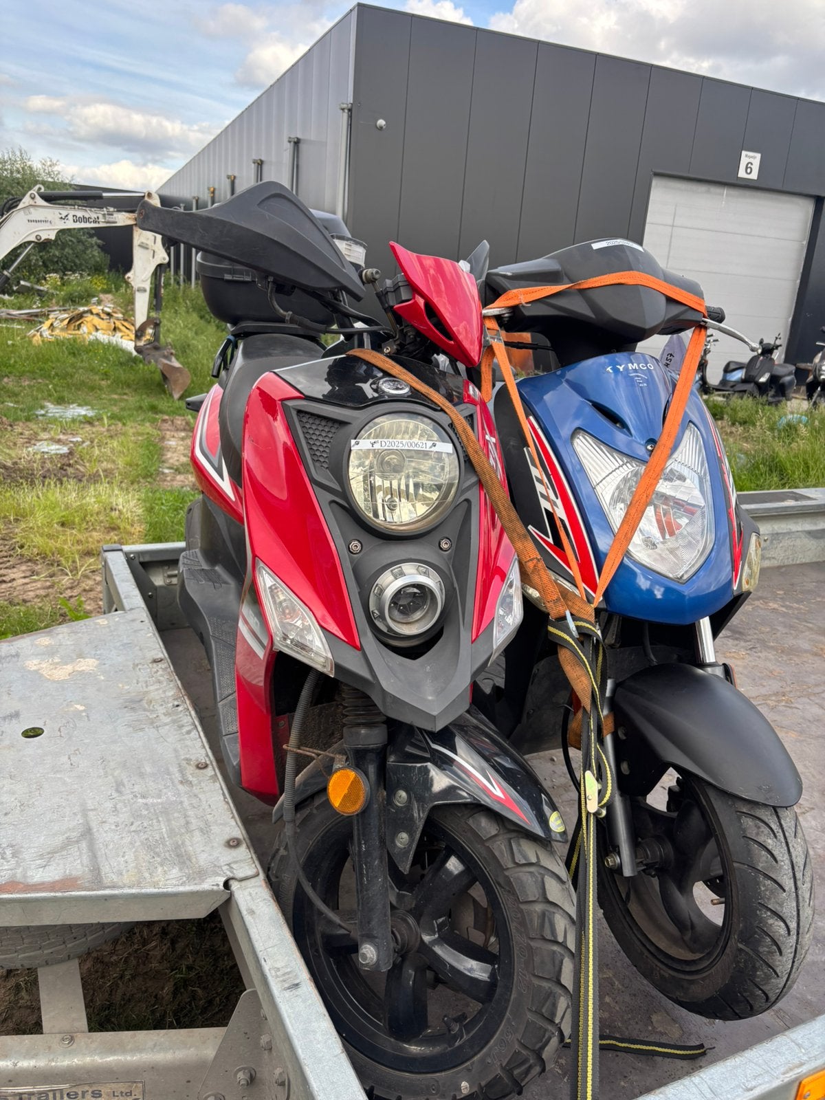 Sym croxs a klasse, Ophalen, Zo goed als nieuw