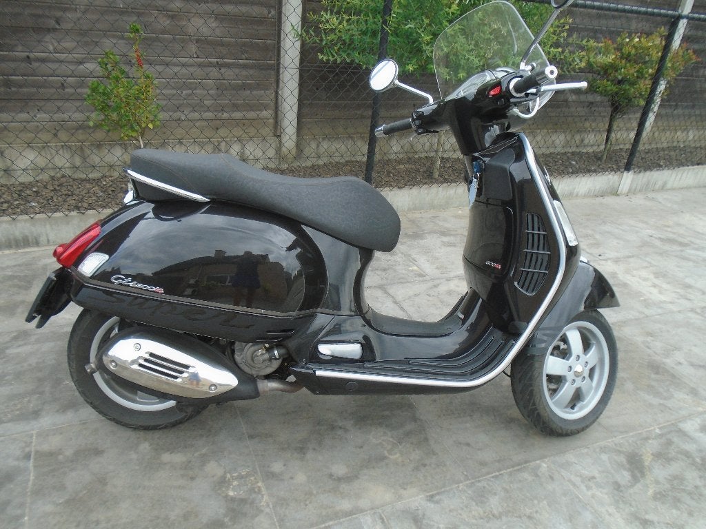 Vespa 300ie gts, 2013, topstaat! GEKEURD! 2999€, Fietsen en Brommers, Scooters | Vespa, Ophalen, Overige modellen, 300 cc, Benzine