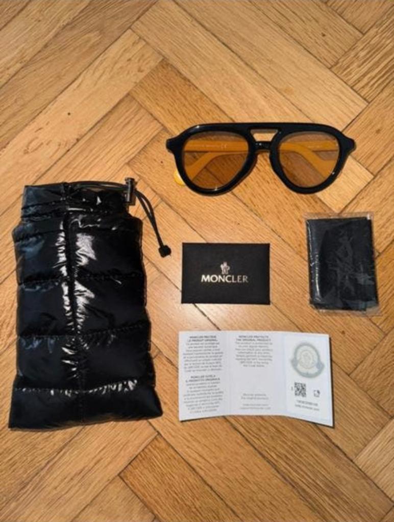 Moncler Original bril, Handtassen en Accessoires, Overige merken, Zwart, Nieuw, Ophalen of Verzenden