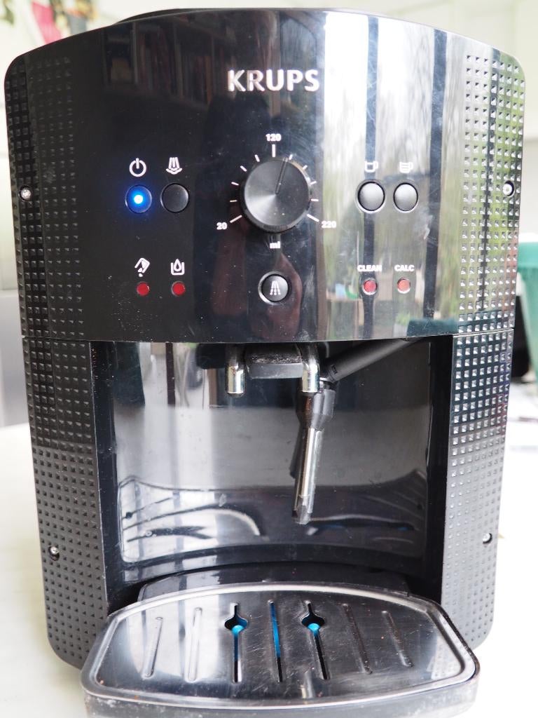 KRUPS EA81 koffiezetapparaat, Elektronische apparatuur, Koffiezetapparaten, Espresso apparaat, Niet werkend, Afneembaar waterreservoir