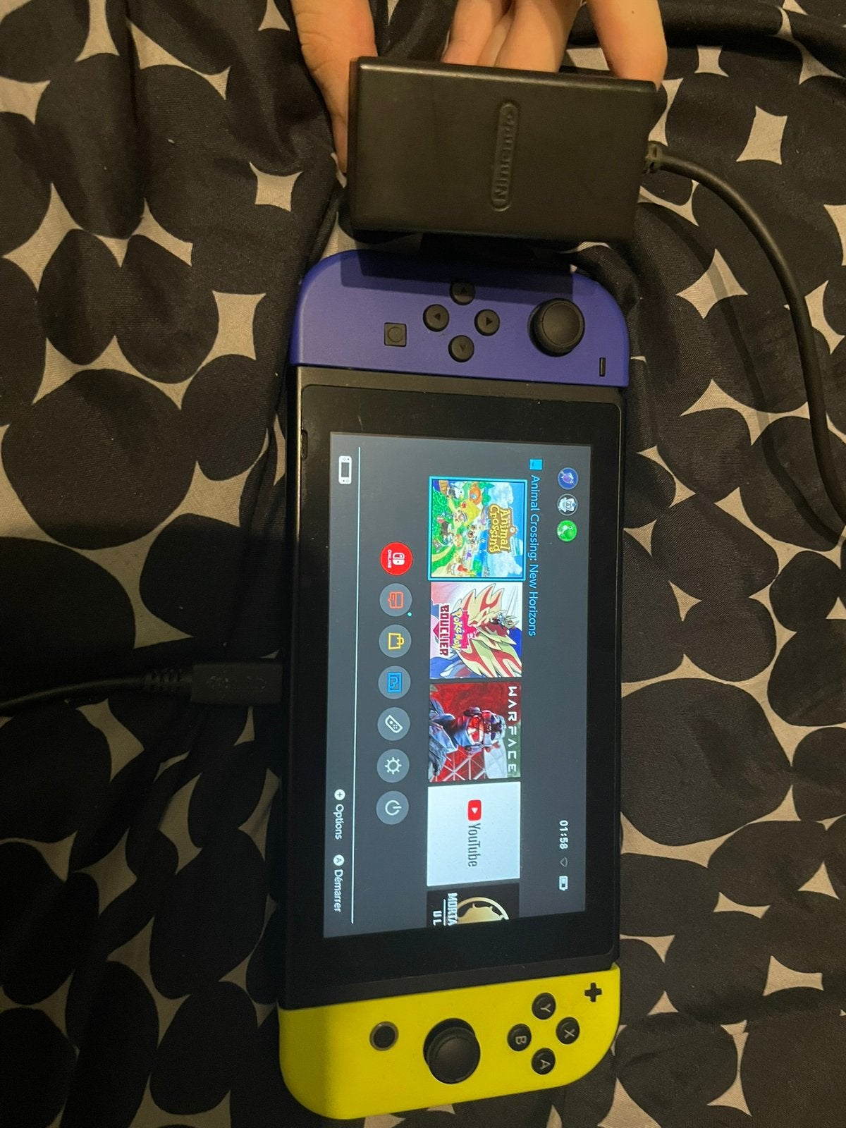 Nintendo Switch V1 UNPATCHED (Série XAJ40045233391) + jeux, Sans contrôleur, Comme neuf, Enlèvement, Switch Original