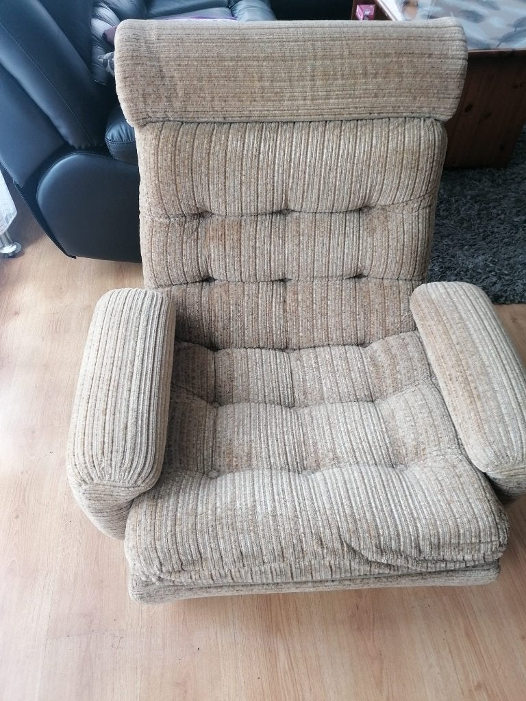 Eén zit zetel beige, Huis en Inrichting, Ophalen, Gebruikt, Eenpersoons, Stof