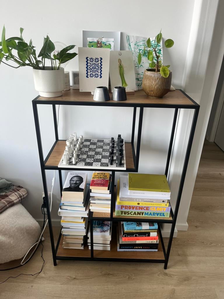 Boekenrek zwart met hout, Ophalen, Zo goed als nieuw