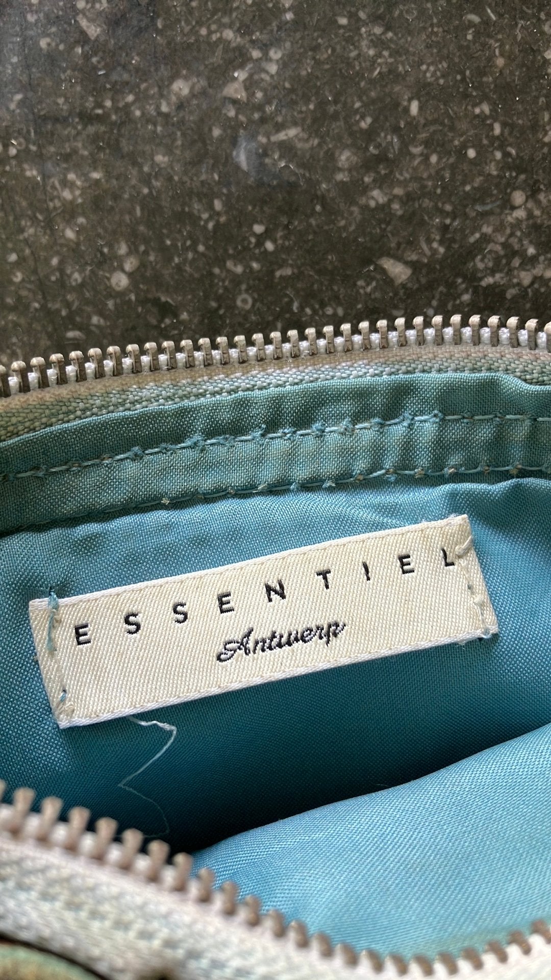 Vintage Essentiel Antwerp handtas, Bijoux, Sacs & Beauté, Enlèvement