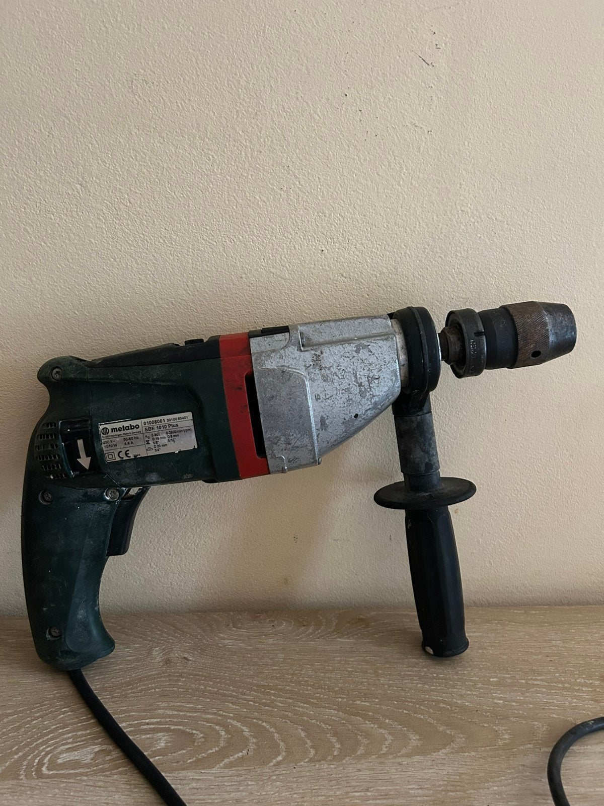 Perceuse filaire Metabo SBE 1010 Plus avec poignée, Bricolage & Construction, Enlèvement, Utilisé, Perceuse