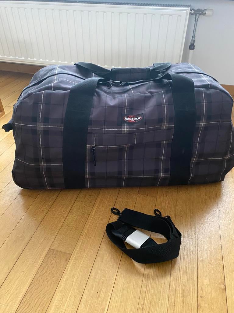 EASTPAK reistas XXL, Handtassen en Accessoires, Tassen | Reistassen en Weekendtassen, Ophalen, Gebruikt, 80 cm of meer, Grijs