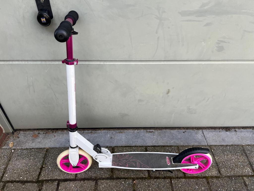 Optimum step wit, Fietsen en Brommers, Ophalen, Zo goed als nieuw, Gewone step