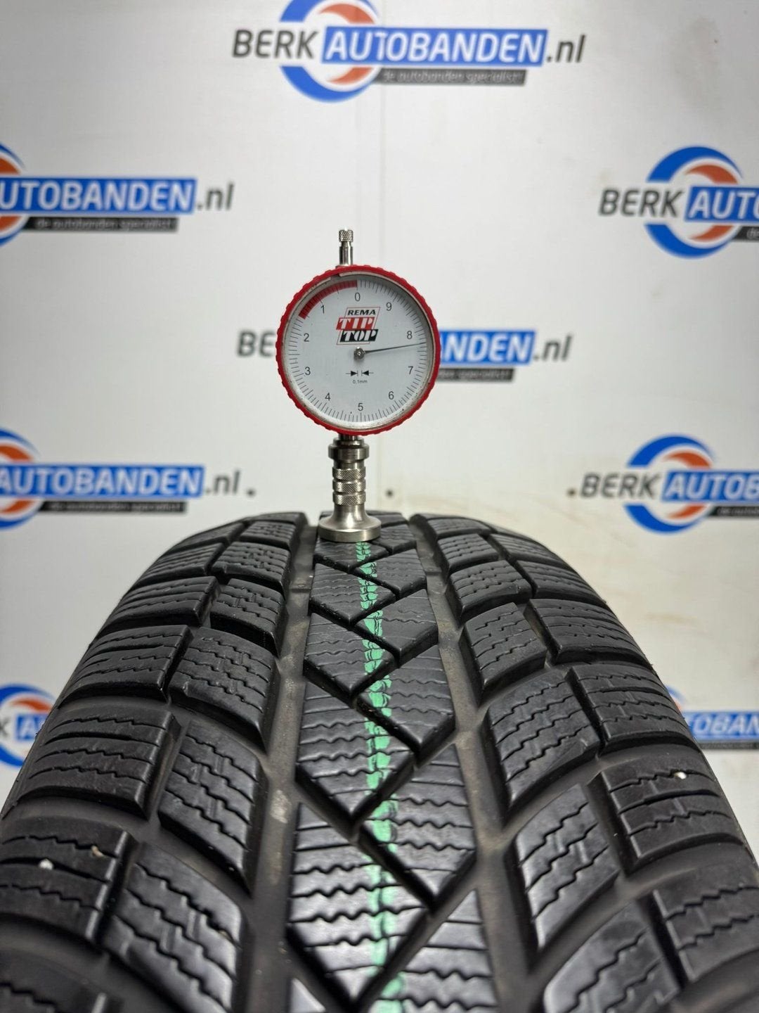 2x Vredestein Wintrac Pro 215/65 R17 99V 215/65/17 2156517 (, -, -, 17 inch, Band(en)