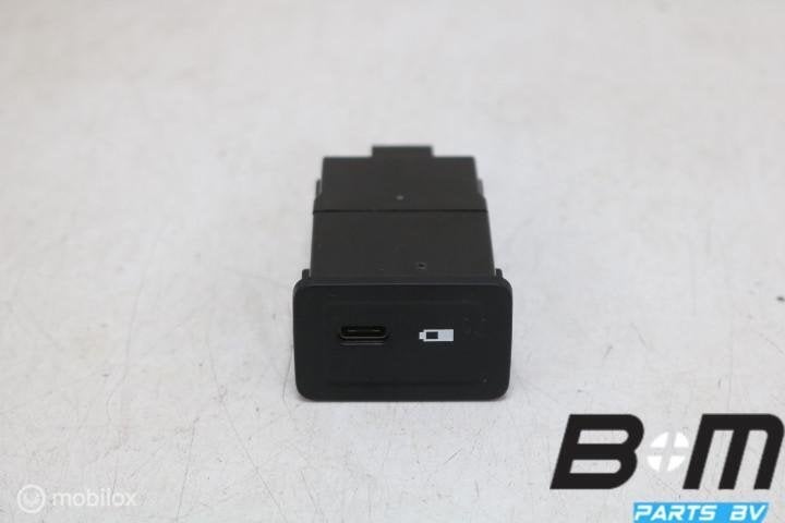 USB aansluiting Mercedes Sprinter 419 A2478200401, Auto diversen, Autoradio's, Gebruikt