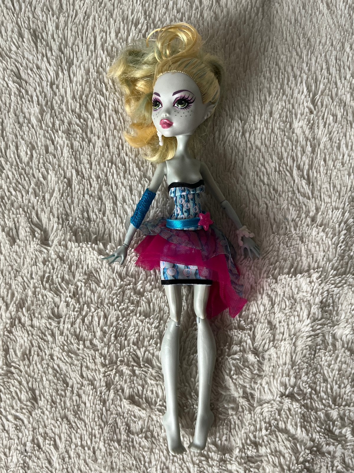 Monster high lagoona dot dead gorgeous, Kinderen en Baby's, Speelgoed | Poppen, Ophalen, Zo goed als nieuw
