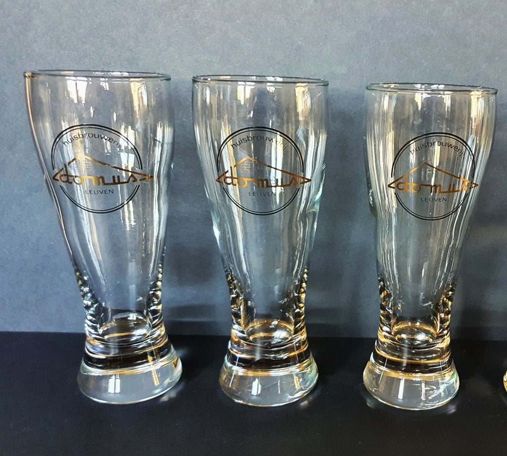 3 Bierglazen van de Domus huisbrouwerij in Leuven, Ophalen of Verzenden, Nieuw, Glas, Glas of Glazen