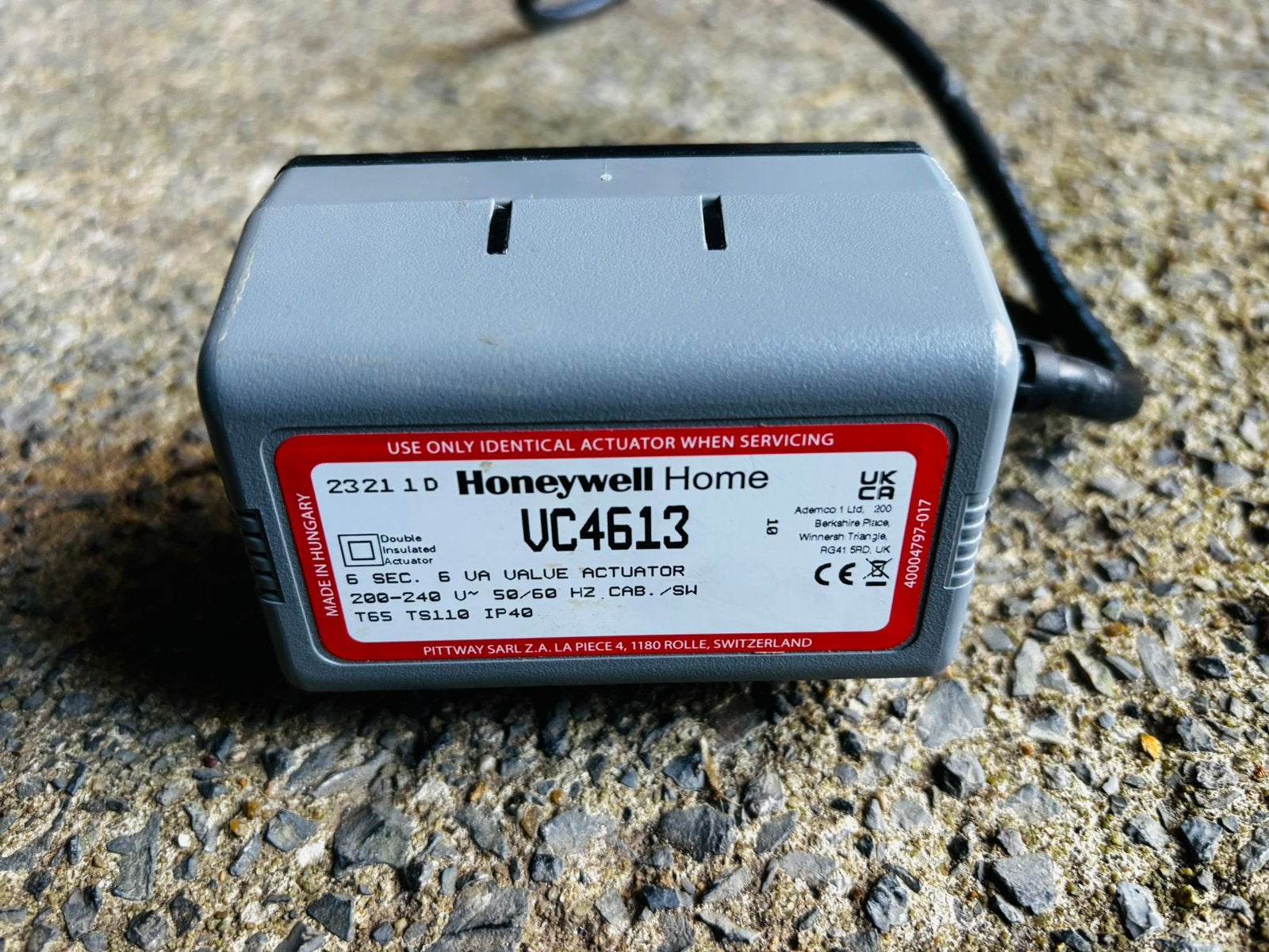 Servomoteur électrique Honeywell Home VC4613, Bricolage & Construction, Enlèvement ou Envoi, Comme neuf
