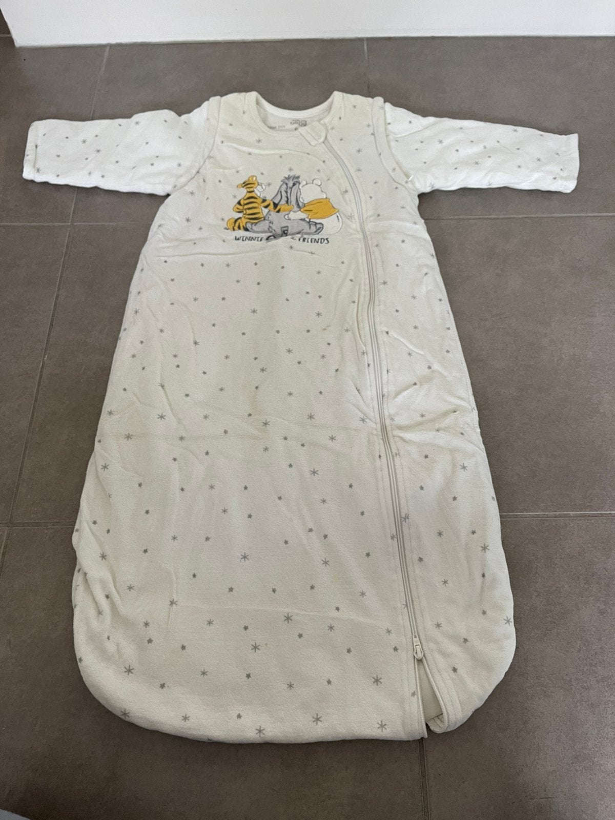 Disney Baby slaapzak 90 cm met afritsbare mouwen, Enfants & Bébés, Couvertures, Sacs de couchage & Produits pour emmailloter, Enlèvement
