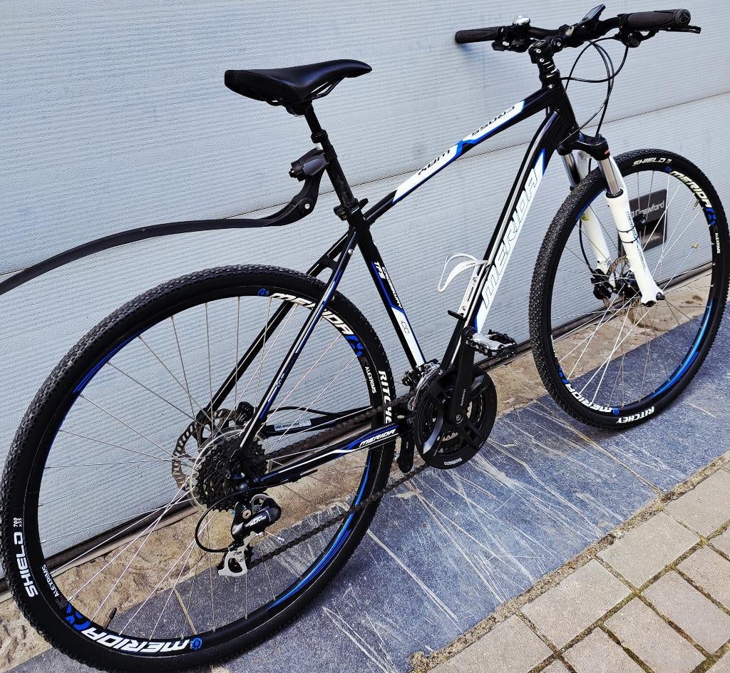 VTC MERIDA 28" crossway100comme neuf prix450€ 048981/3734, Fietsen en Brommers, 47 tot 50 cm, Versnellingen, Nieuw, Schijfrem