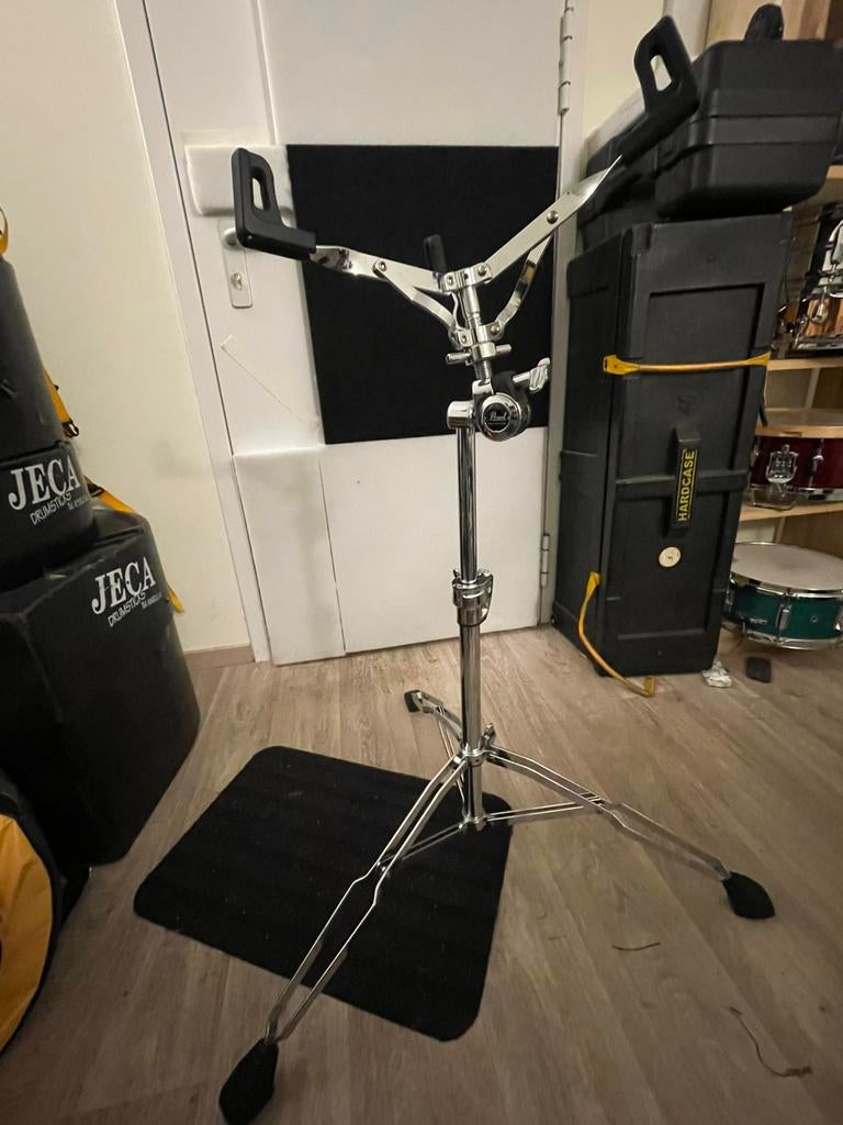 Pearl S-1030L concert snare stand, Muziek en Instrumenten, Ophalen, Zo goed als nieuw