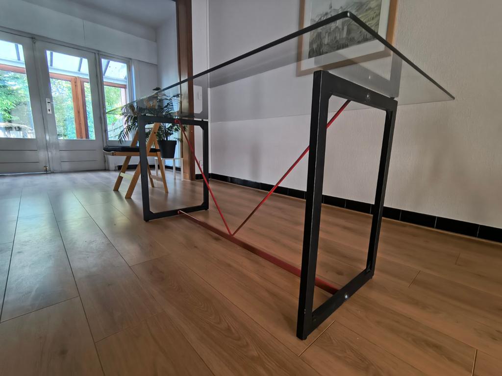 Glazen tafel in nieuwstaat,, Huis en Inrichting, Ophalen, Glas