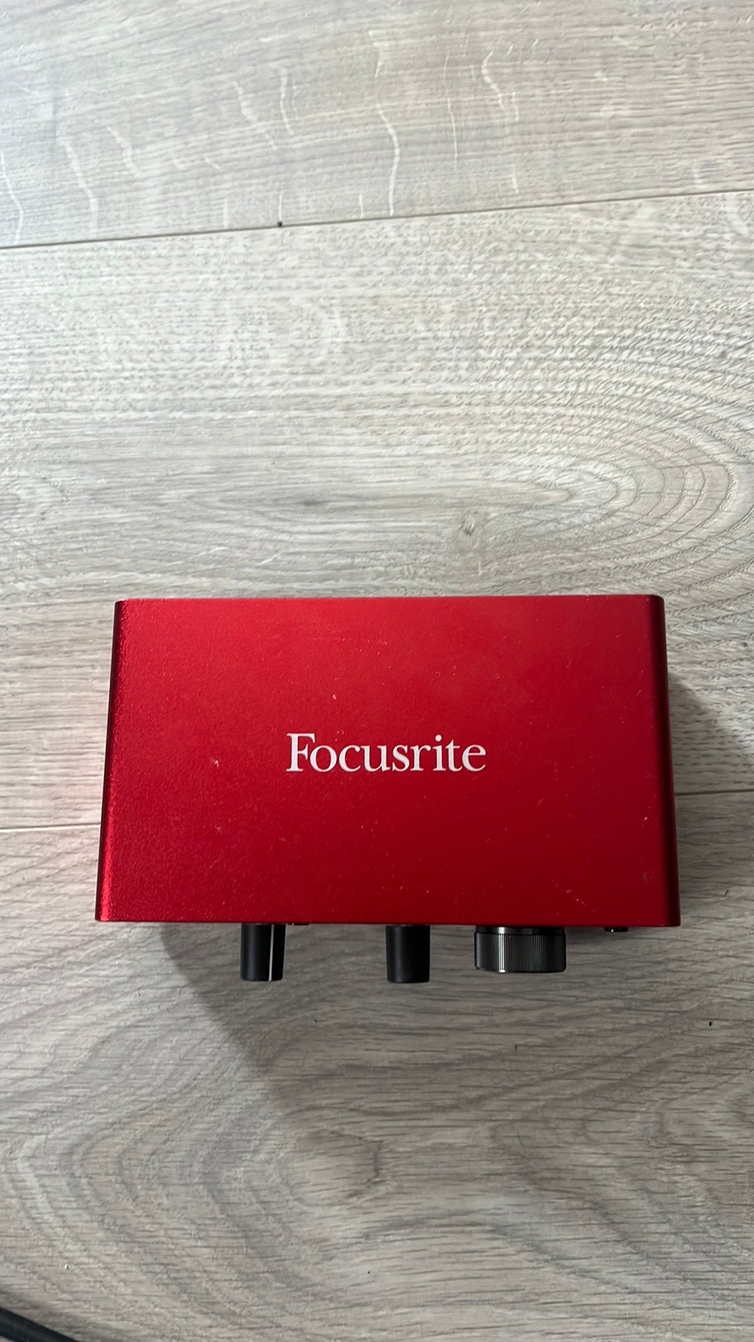 Focusrite Scarlett Solo 3rd gen, Musique & Instruments, Pieds, Enlèvement ou Envoi, Utilisé