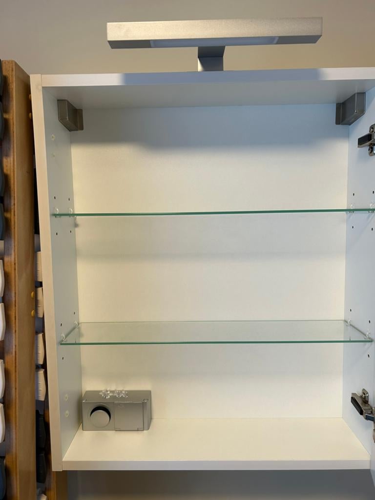 Prachtige grote spiegelkast met opbergruimte, Neuf, Armoire à miroir, Moins de 25 cm, Moins de 100 cm