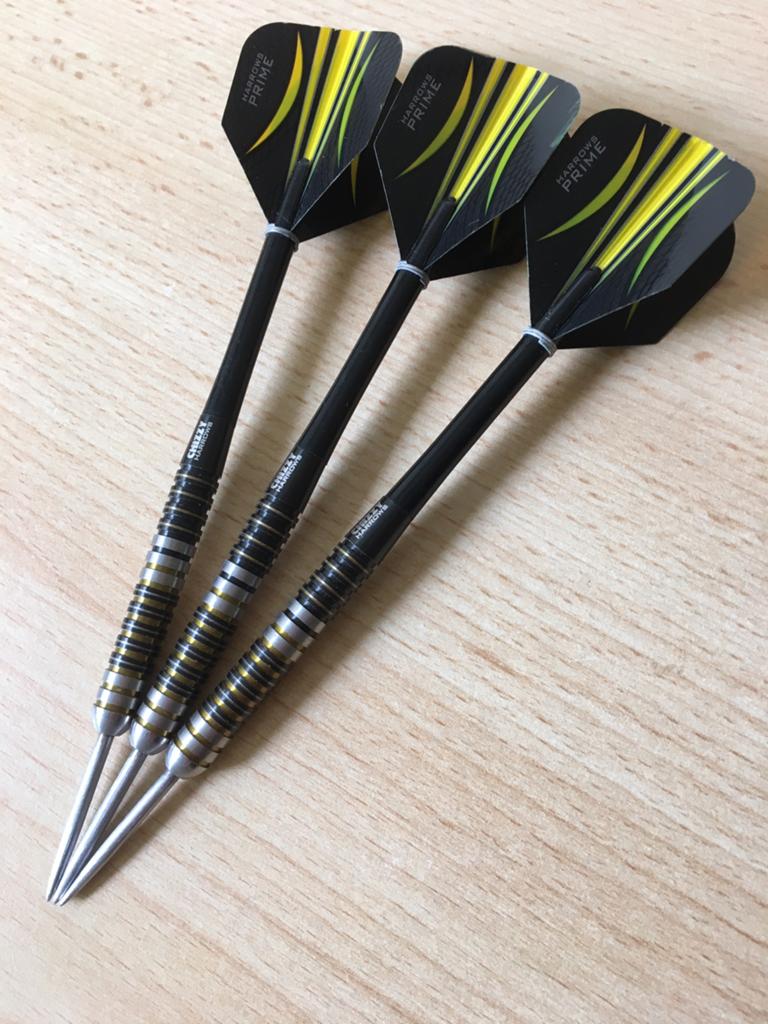 Harrows Dave Chisnall V1 darts 26 gram, Ophalen of Verzenden, Zo goed als nieuw, Pijlen