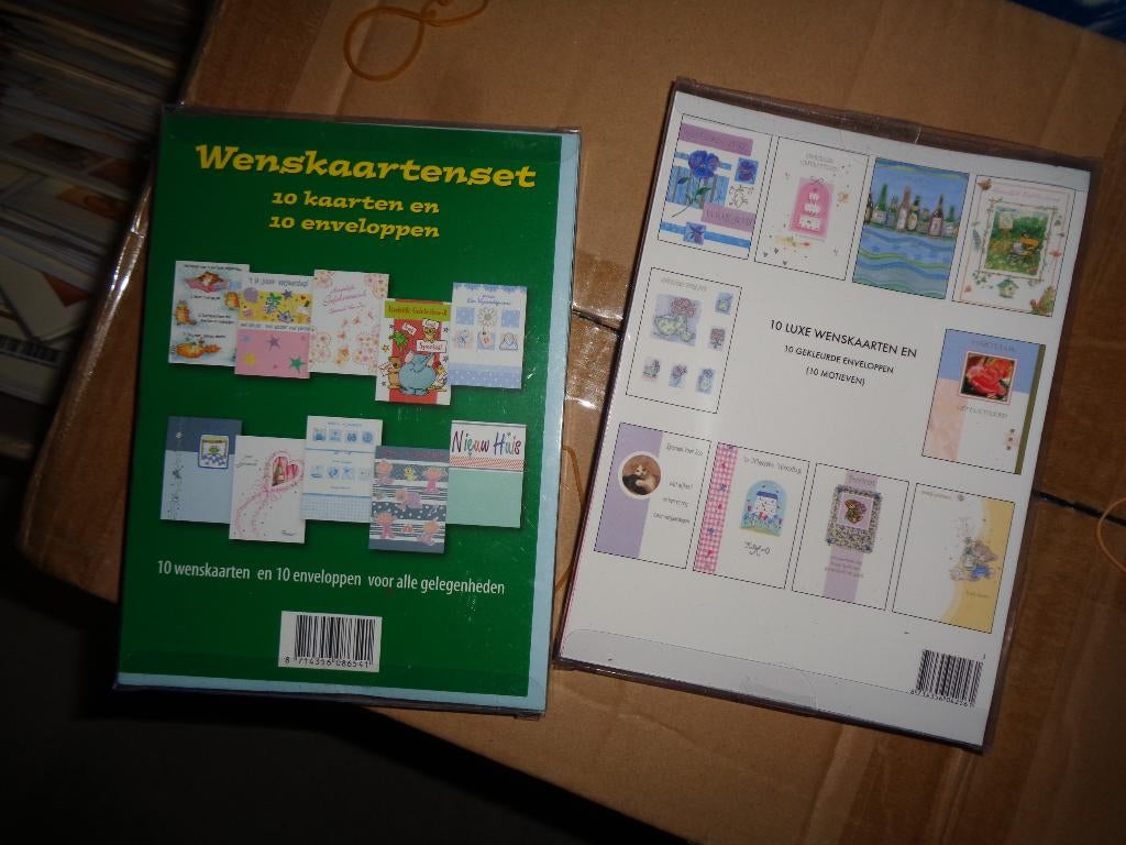 24 Boxen met 10 luxe wenskaarten met envelop, Diversen, Rommelmarktspullen, Nieuw, Ophalen