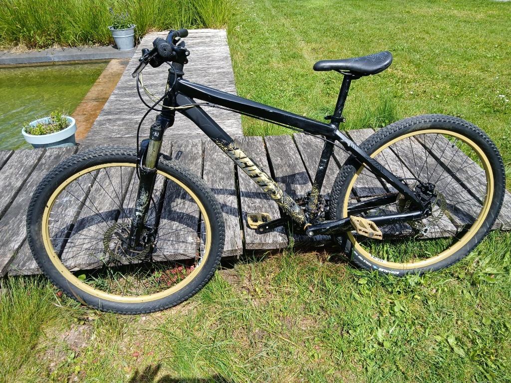 zwarte mountainbike Scott, Vitesses, 26 pouces ou plus, Enlèvement, Utilisé